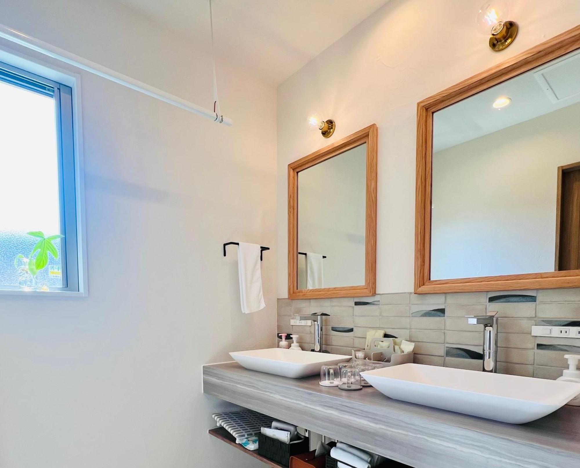 星降る夜と天然木の香りに包まれる新築癒しの隠れ家ishigaki Villa En えん Exteriör bild